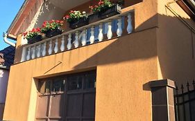 Casa Bis